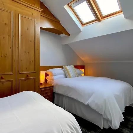 Hotel Cumbrian *